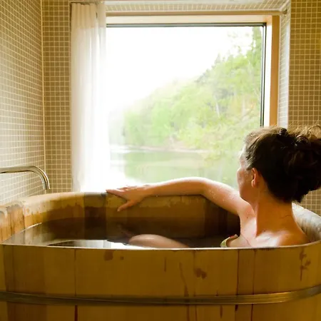 Seehaus Forelle Haeckenhaus *